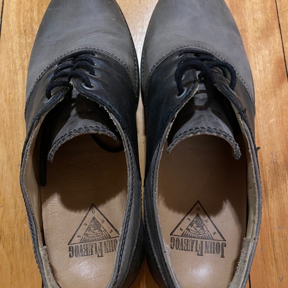 John Fluevog – Cagney Contrast Lace-up Derby Men’s size 8 Color Silver main image 9
